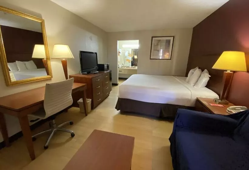 酒店 Days Inn & Suites By Wyndham Bossier City