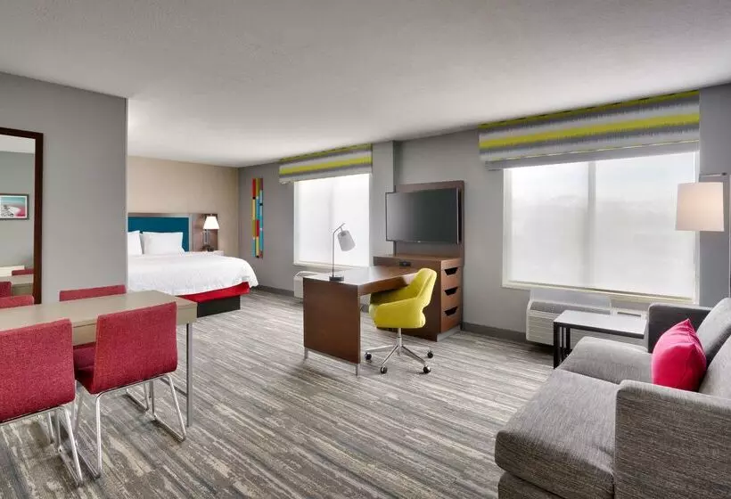 فندق Hampton Inn & Suites Salt Lake City Airport