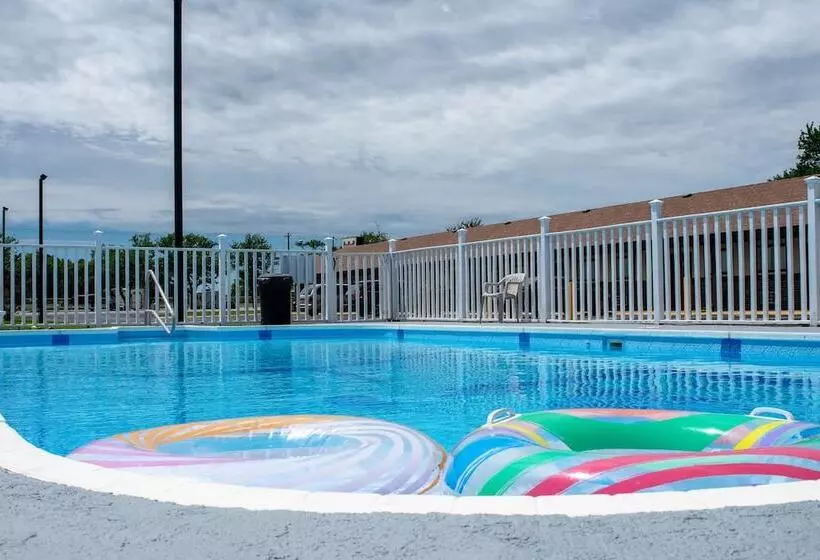 Отель Knights Inn Chanute