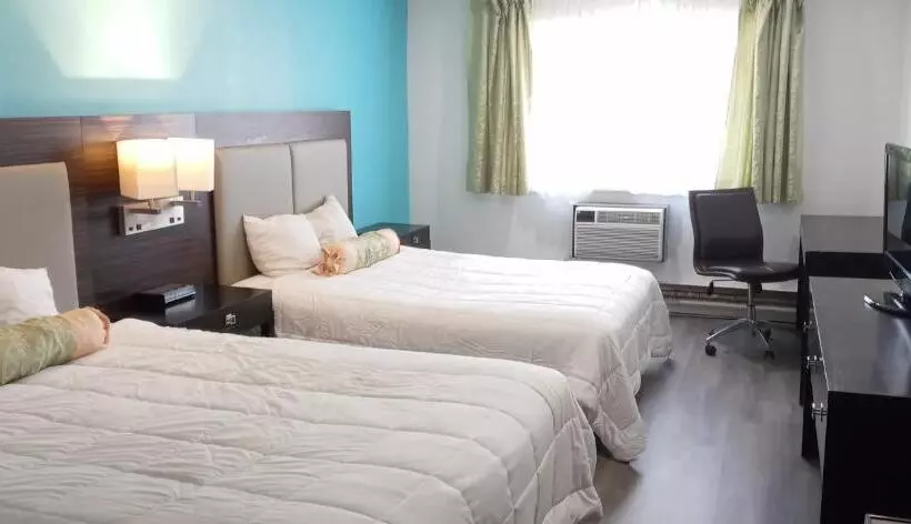 호텔 Nampa Inn & Suites