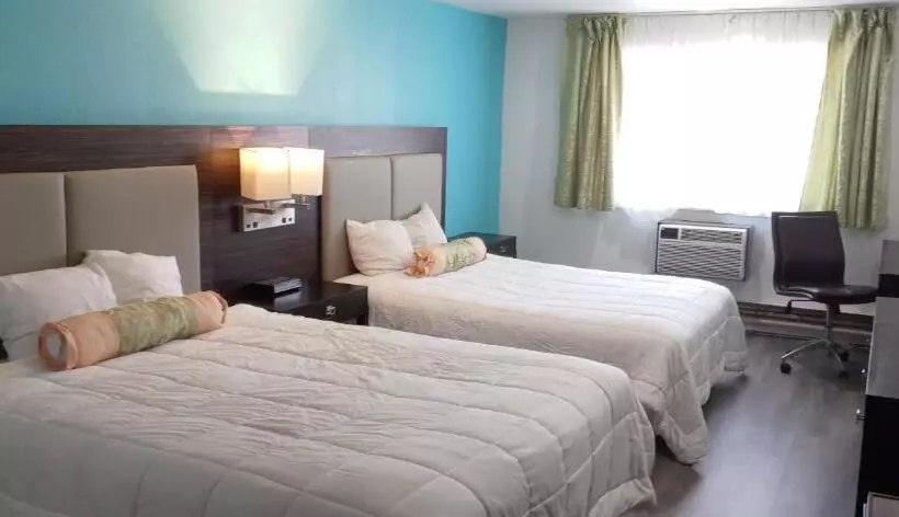 호텔 Nampa Inn & Suites