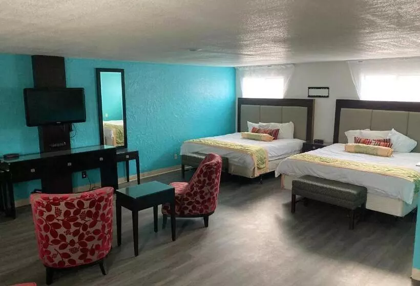 호텔 Nampa Inn & Suites