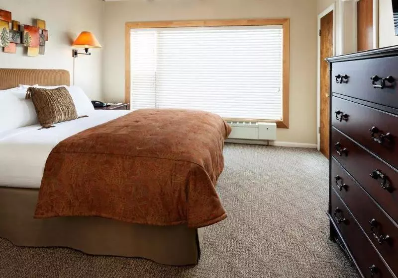 Отель Rustler Lodge