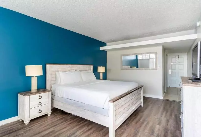 Отель Sands Harbor Resort And Marina