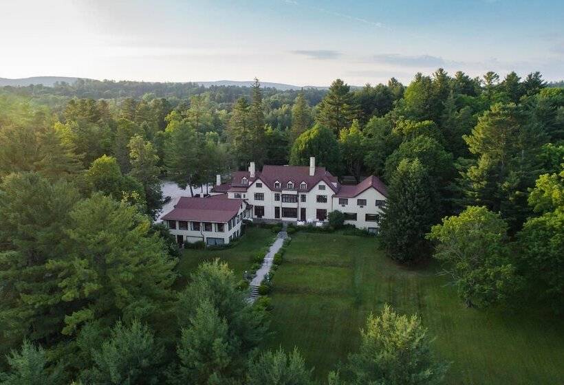 ホテル Seven Hills Inn