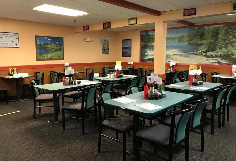 هتل Shelikof Lodge