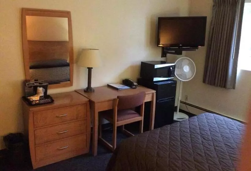 בית מלון כפרי Shelikof Lodge