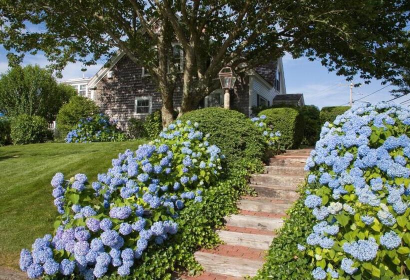 Otel Ship S Knees Inn