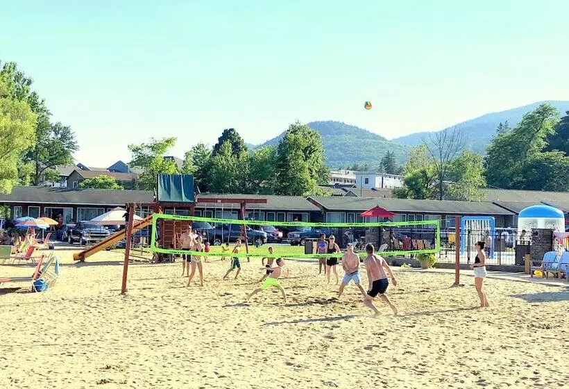 モーテル Scotty's Lakeside Resort