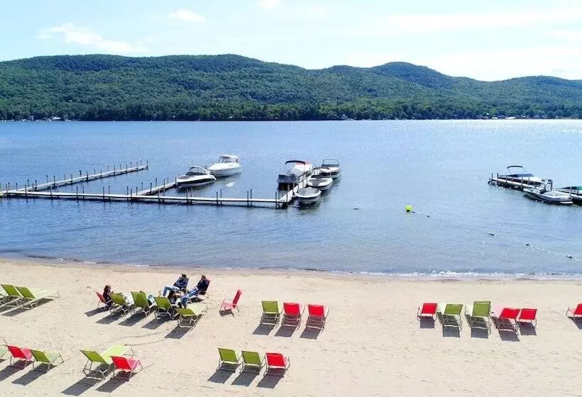 モーテル Scotty's Lakeside Resort