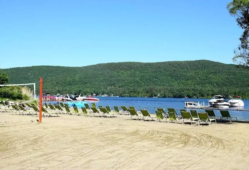 モーテル Scotty's Lakeside Resort