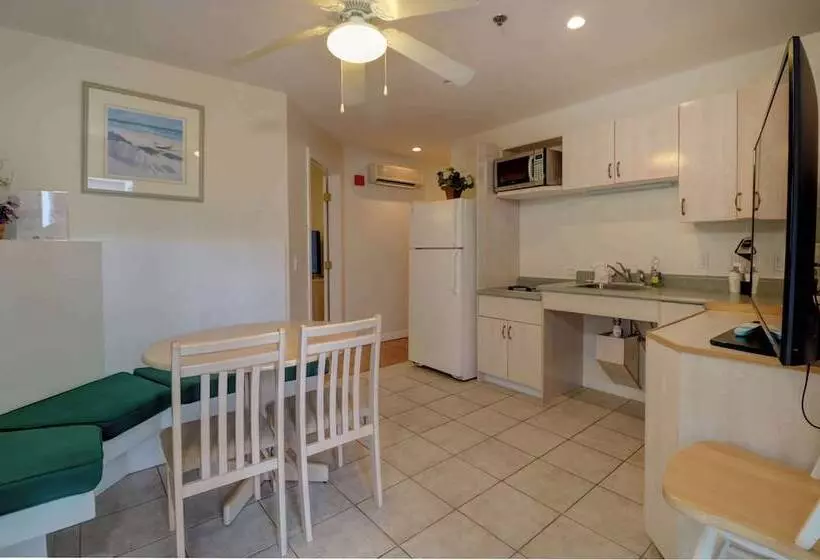 Мотель Sea View Inn