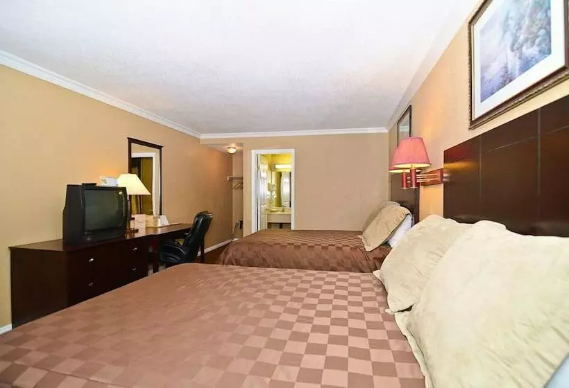 Santa Clarita Motel   Near Six Flags Magic Mountain   Valencia