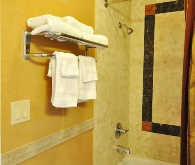 Santa Clarita Motel Near Six Flags Magic Mountain Valencia