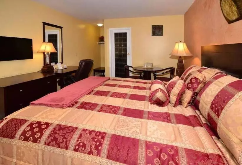 Santa Clarita Motel   Near Six Flags Magic Mountain   Valencia