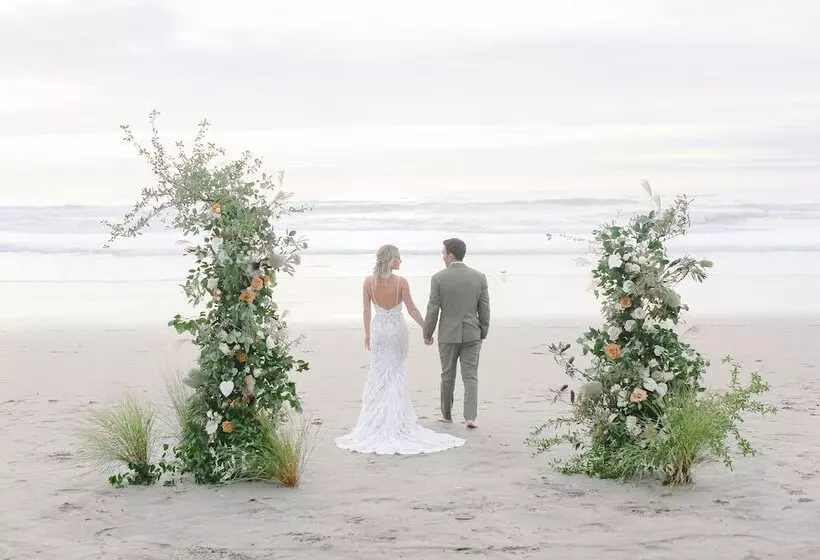 Seascape Beach Resort