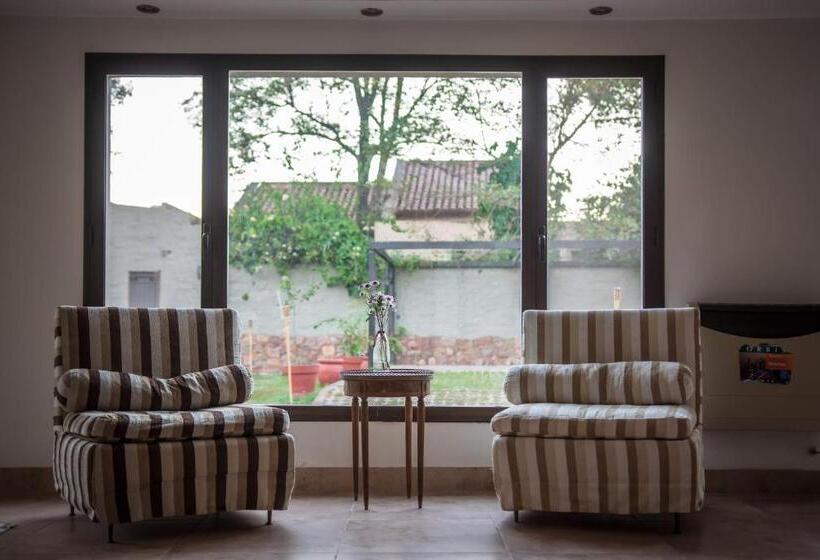 Отель Del Ingenio