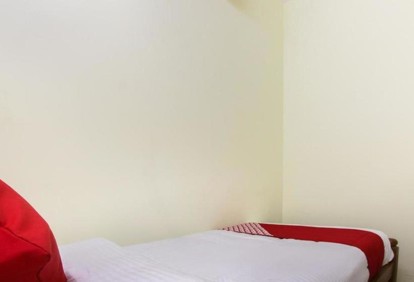 Hotell Oyo 46112 Nest Presidency