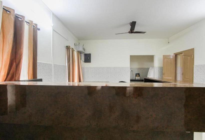 Hotell Oyo 46112 Nest Presidency