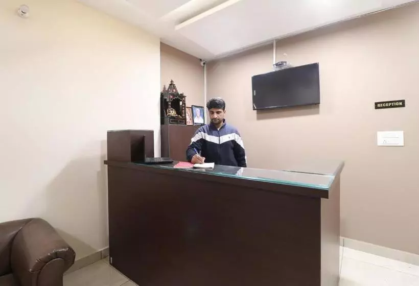 ホテル Oyo 66975 Payal