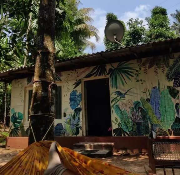 Catch The Ella Train Hostel