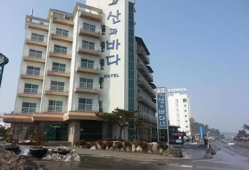 Benikea Hotel Mountain & Ocean Yangyang