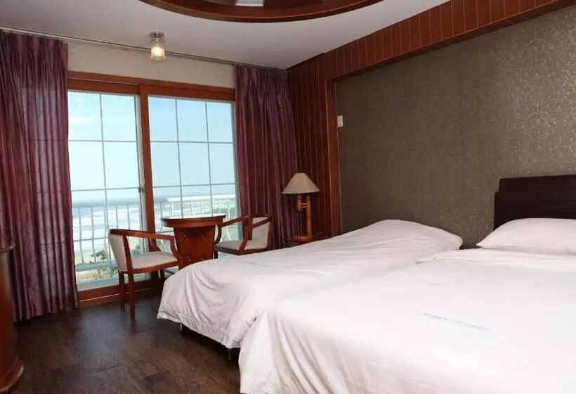 Benikea Hotel Mountain & Ocean Yangyang