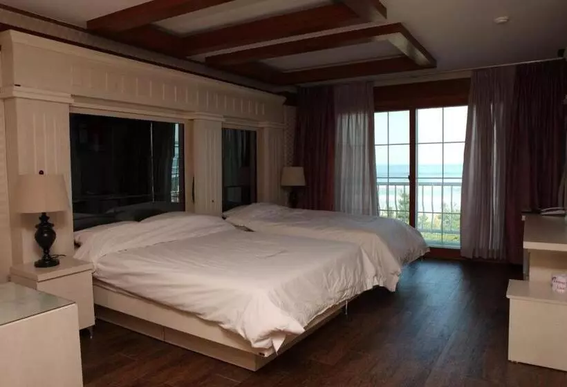 Benikea Hotel Mountain & Ocean Yangyang