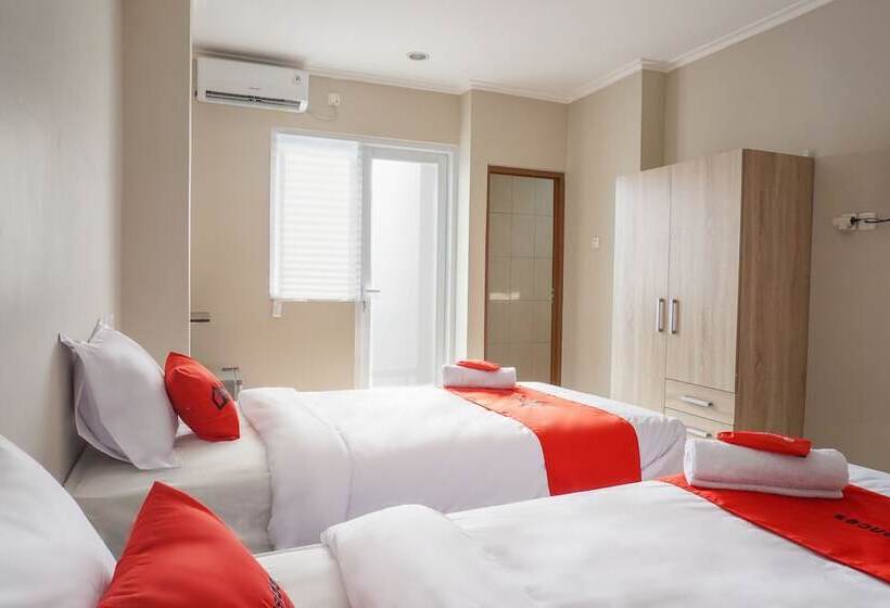 بنسيون Residences By Reddoorz Near Mt Haryono