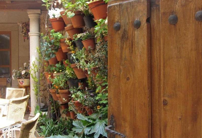 هتل El Portal De Las Arribes