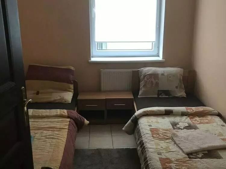 ペンション Monastyr Apartments