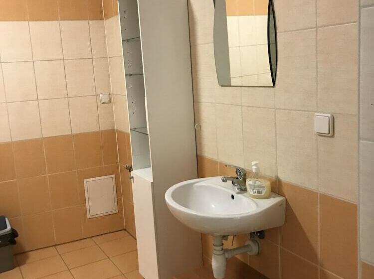 펜션 Monastyr Apartments