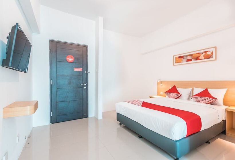 فندق The Habitat By Oyo Rooms