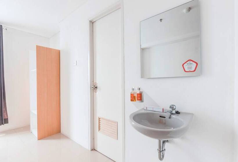 فندق The Habitat By Oyo Rooms