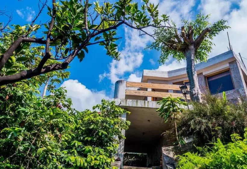 هتل Terrazas Del Lago