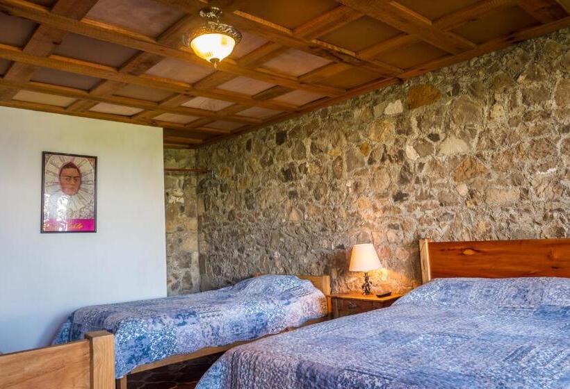 هتل Terrazas Del Lago