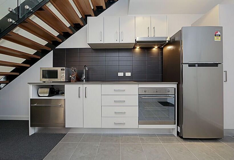 Mode 220 Braddon Act