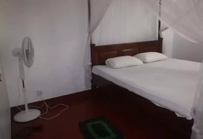 Cocos Villa Hikkaduwa