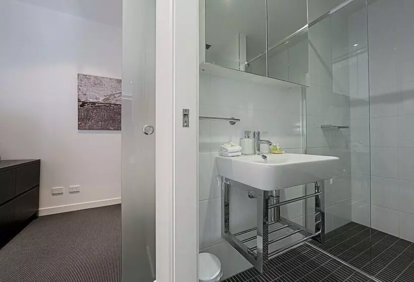 Mode 220 Braddon Act