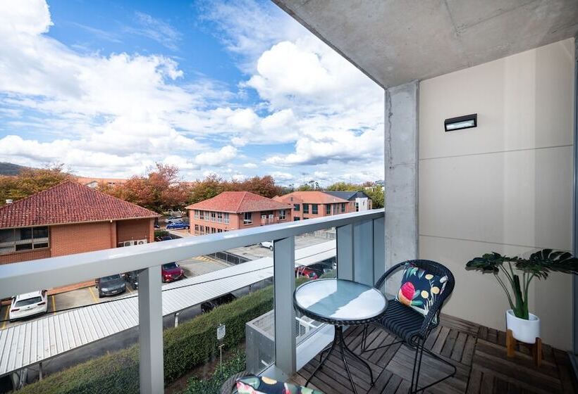 Mode 220 Braddon Act