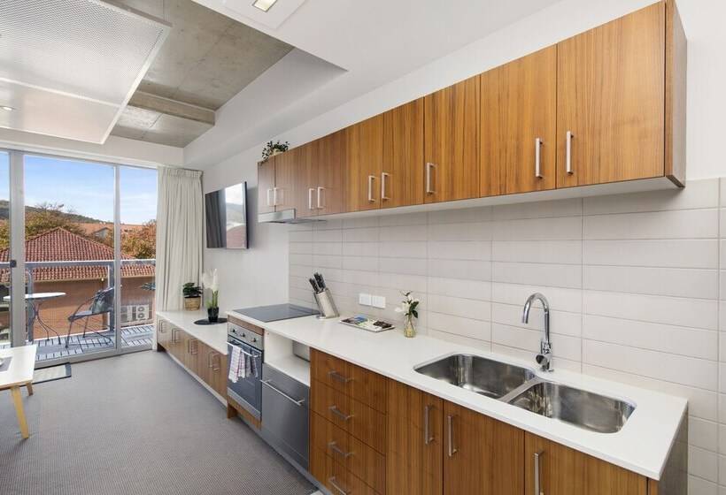 Mode 220 Braddon Act