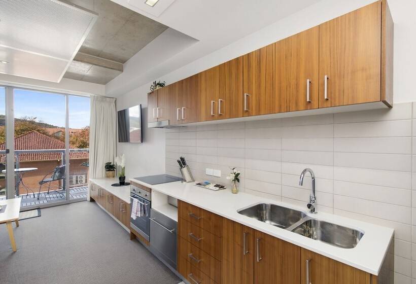 Mode 220 Braddon Act