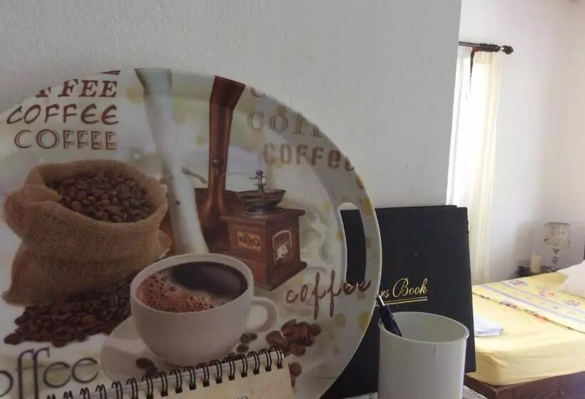 پانسیون Agnes Cottage