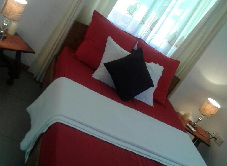 پانسیون Agnes Cottage