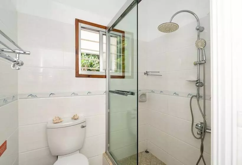 پانسیون Janes  Serenity Guesthouse