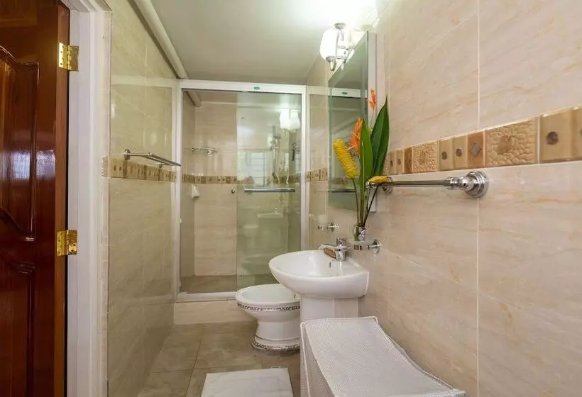 پانسیون Janes  Serenity Guesthouse