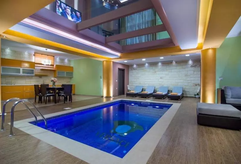 Versace Villa