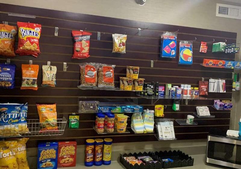 فندق Best Western Watertown Inn And Suites