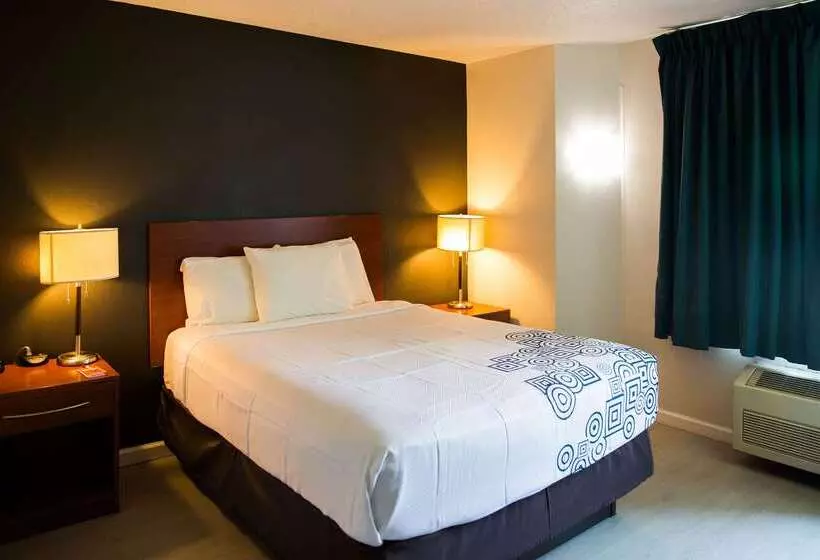 ホテル Econo Lodge