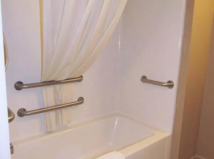 فندق Red Roof Inn Fargo  I94/ Medical Center